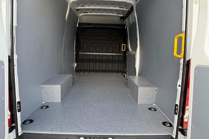 Hvid Iveco Daily fra 2026