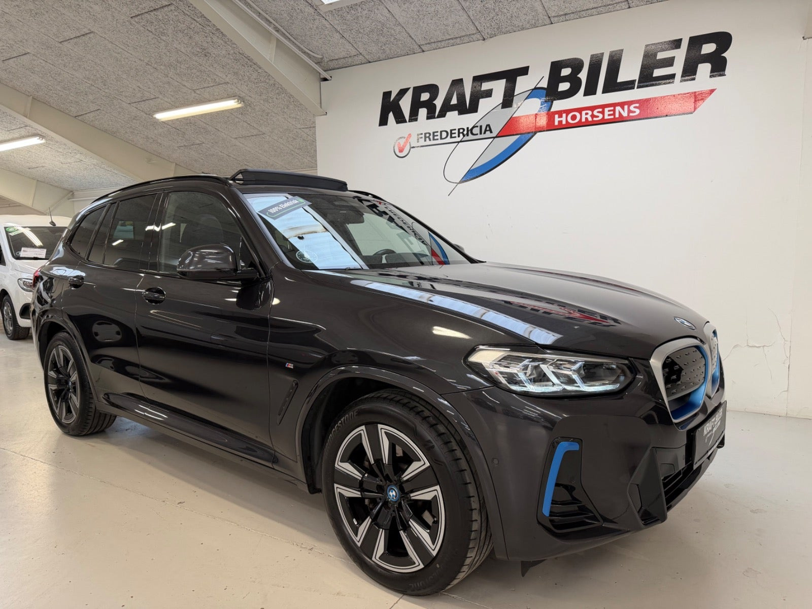 BMW iX3 Charged M-Sport