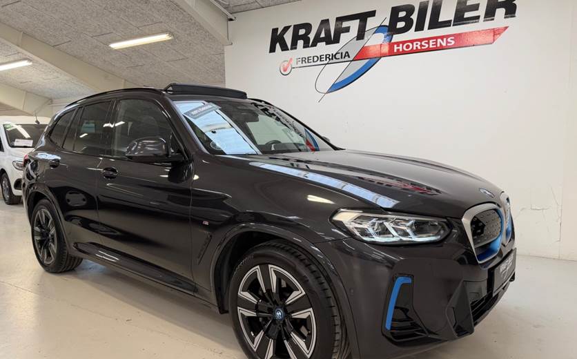 BMW iX3 Charged M-Sport