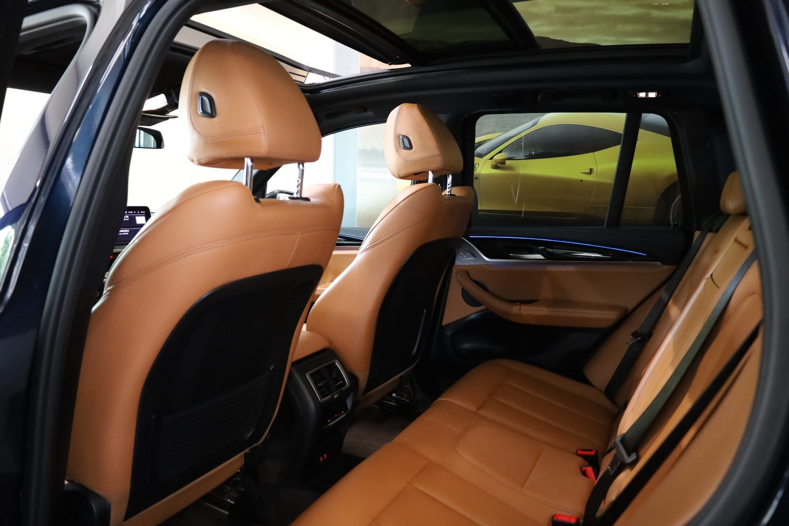 Sort BMW iX3 fra 2022