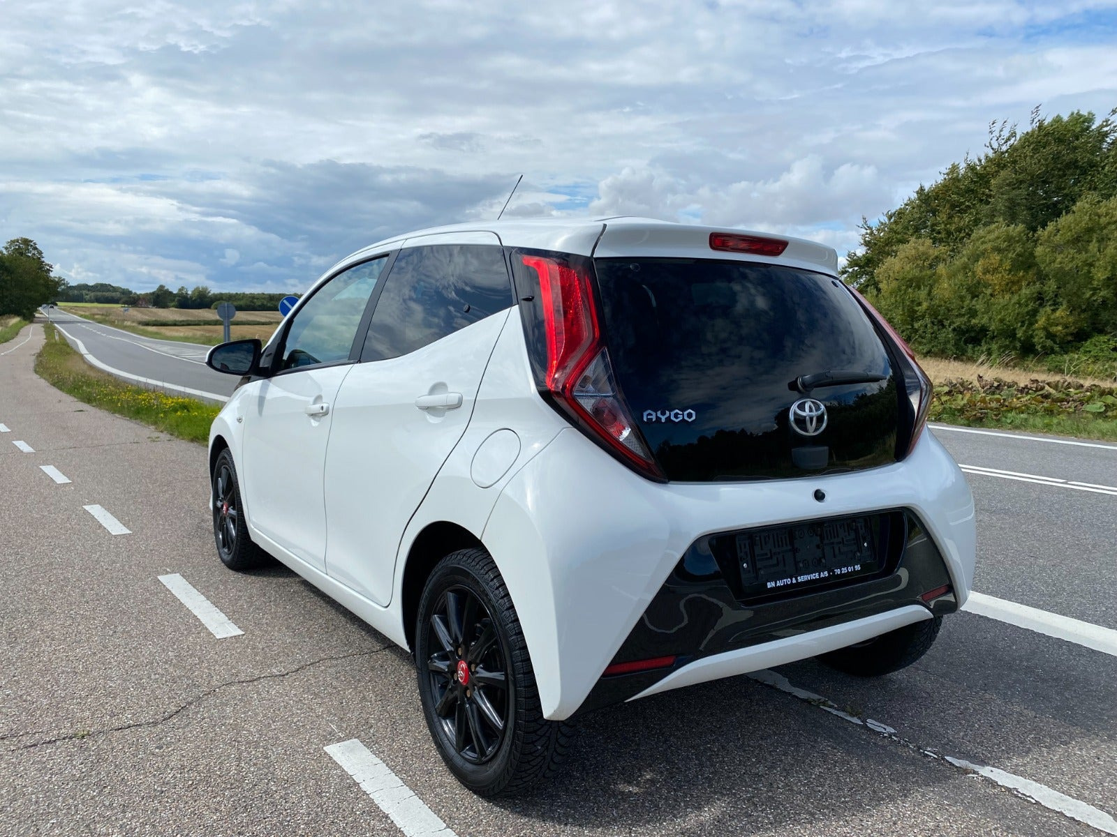 Hvid Toyota Aygo fra 2020