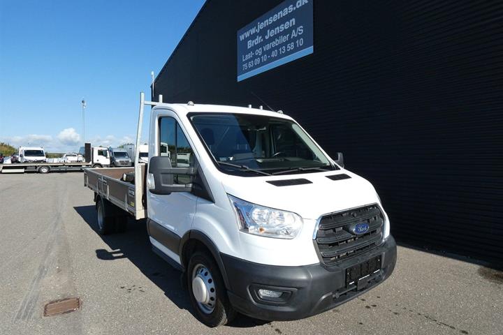 Hvid Ford Transit 350 L4 Chassis fra 2020