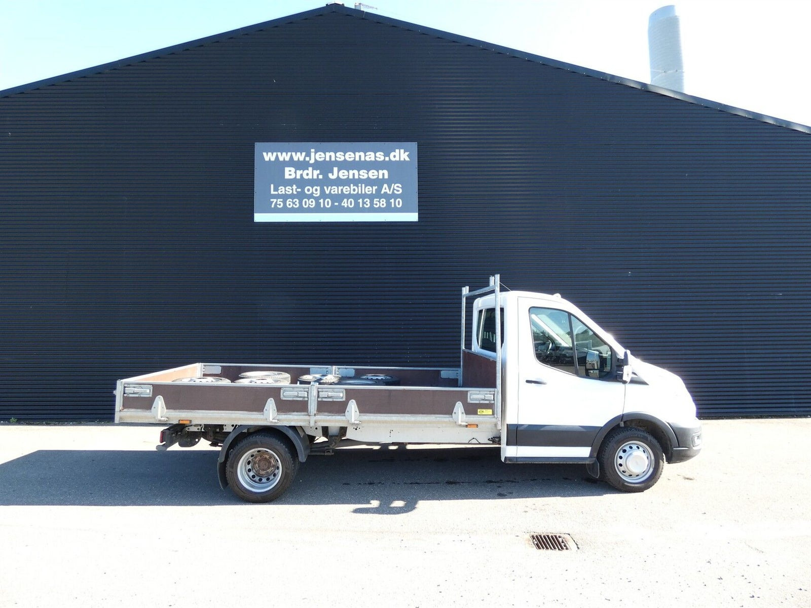 Hvid Ford Transit 350 L4 Chassis fra 2020