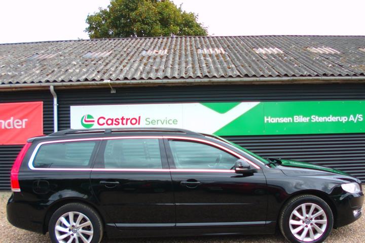 Sort Volvo V70 fra 2015