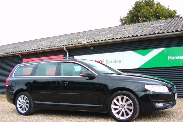 Sort Volvo V70 fra 2015