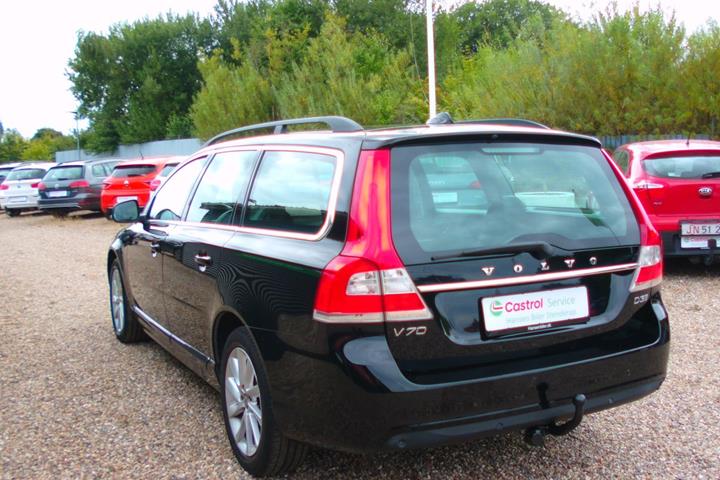 Sort Volvo V70 fra 2015