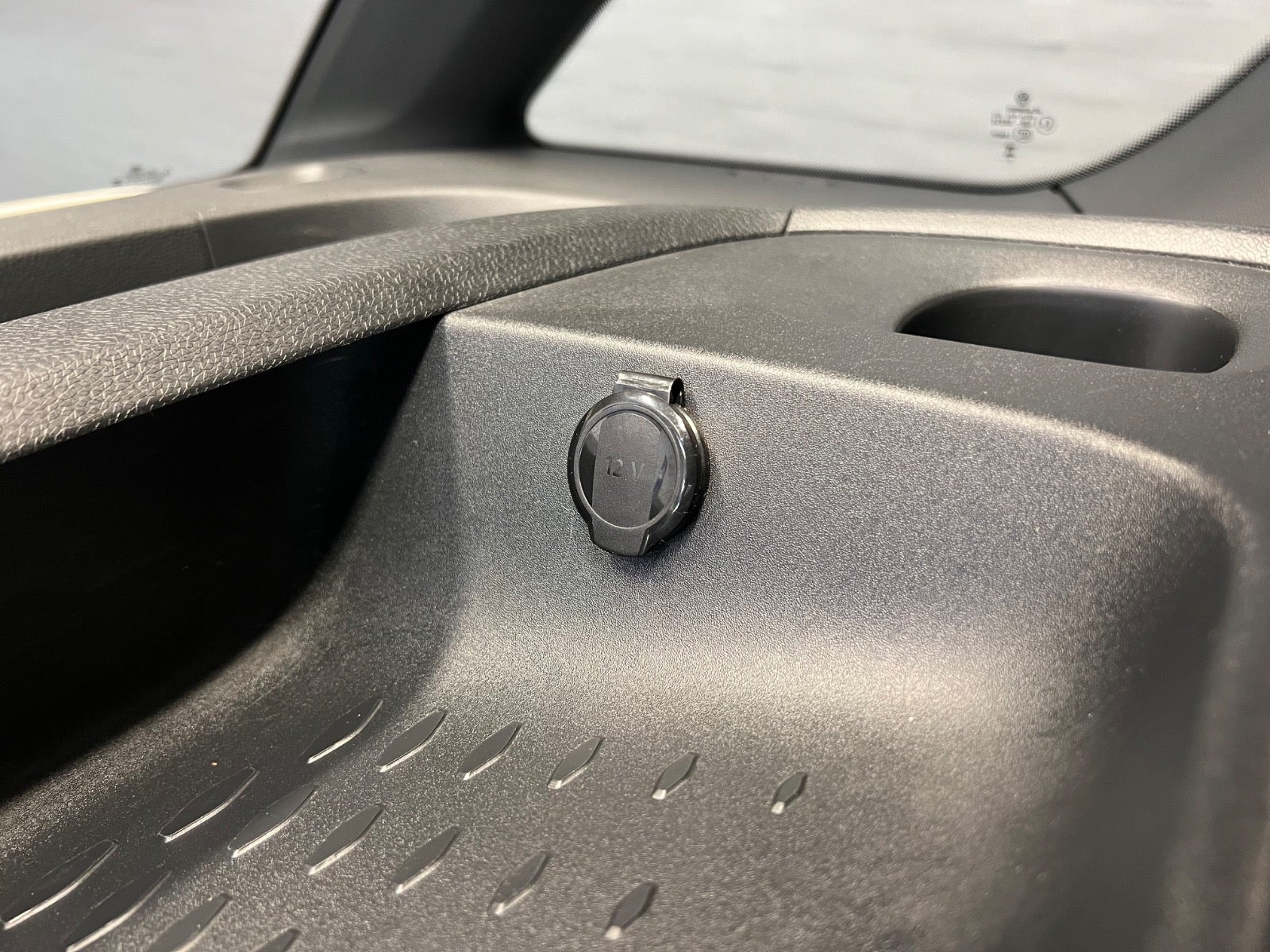 Hvid VW ID.Buzz fra 2023
