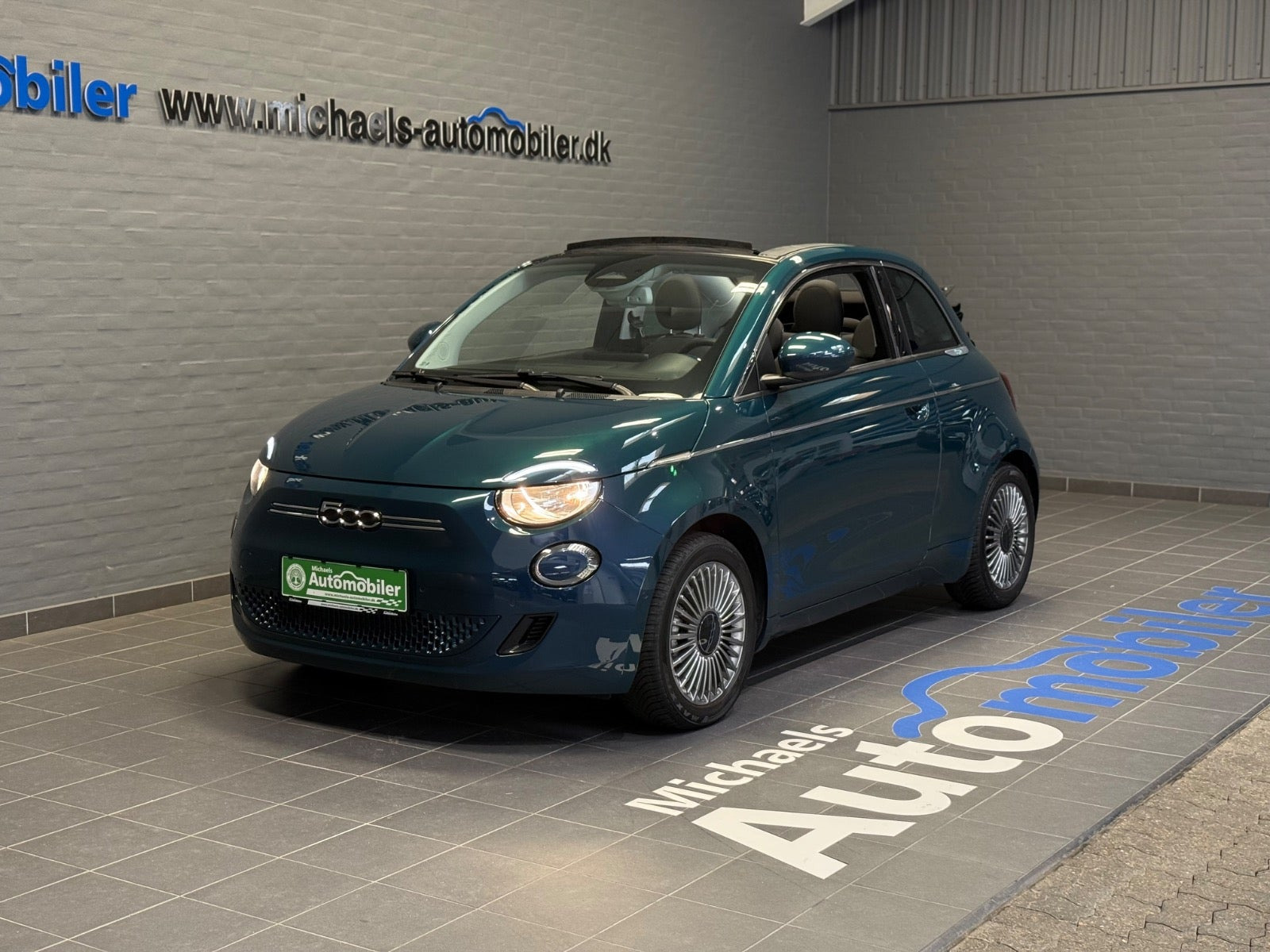 Fiat 500e 42 Icon Cabrio