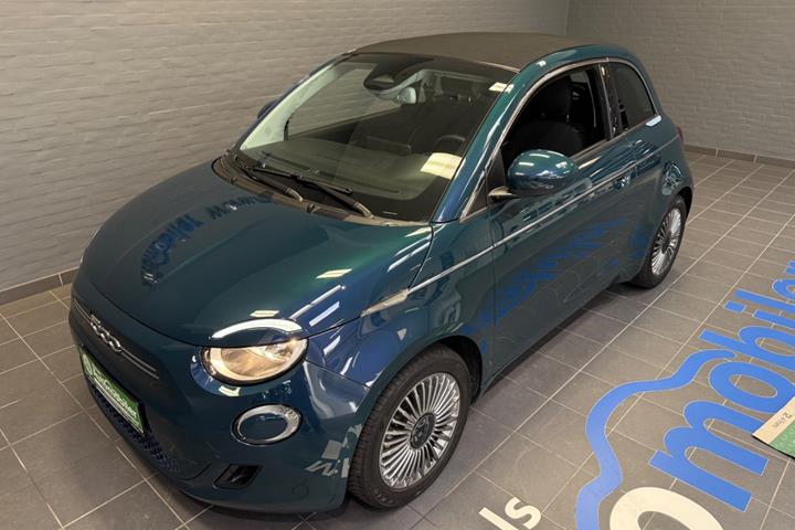 Grøn Fiat 500e fra 2023