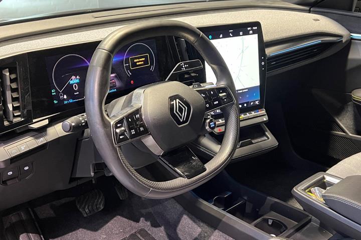Sort Renault Megane E-Tech fra 2022