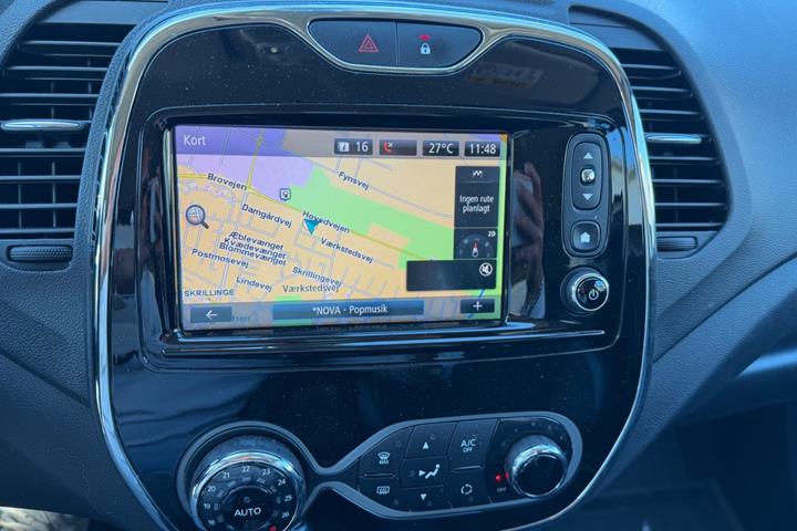 Hvid Renault Captur fra 2017