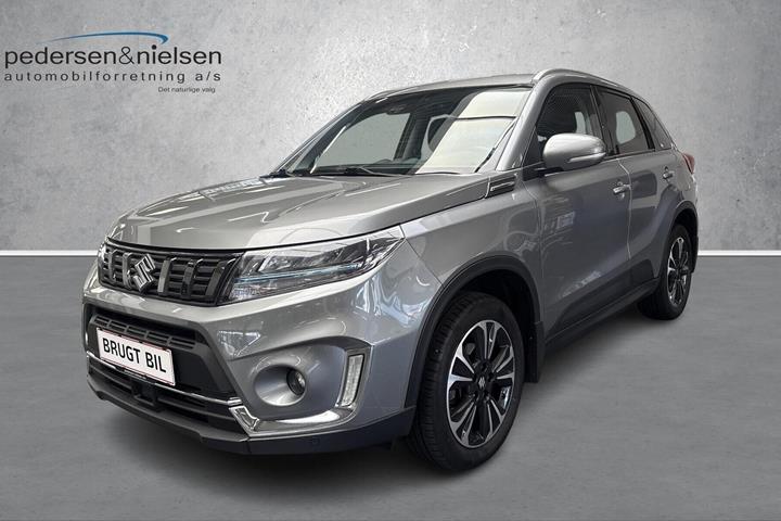 Grå Suzuki Vitara fra 2021