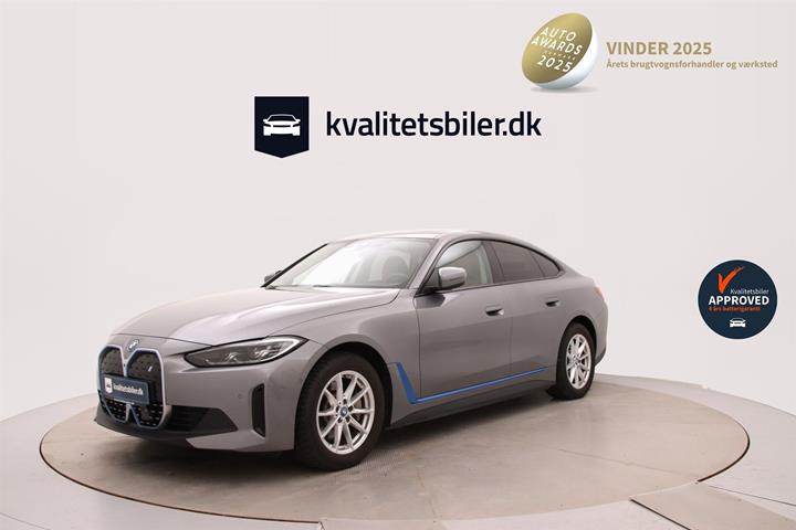 Grå BMW i4 fra 2022