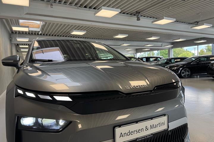 Grå Skoda Enyaq fra 2026
