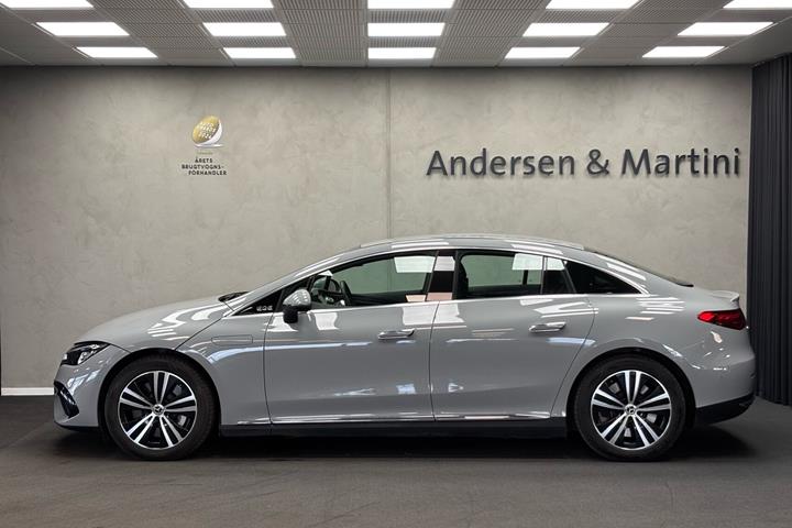 Grå Mercedes EQE 350+ fra 2023
