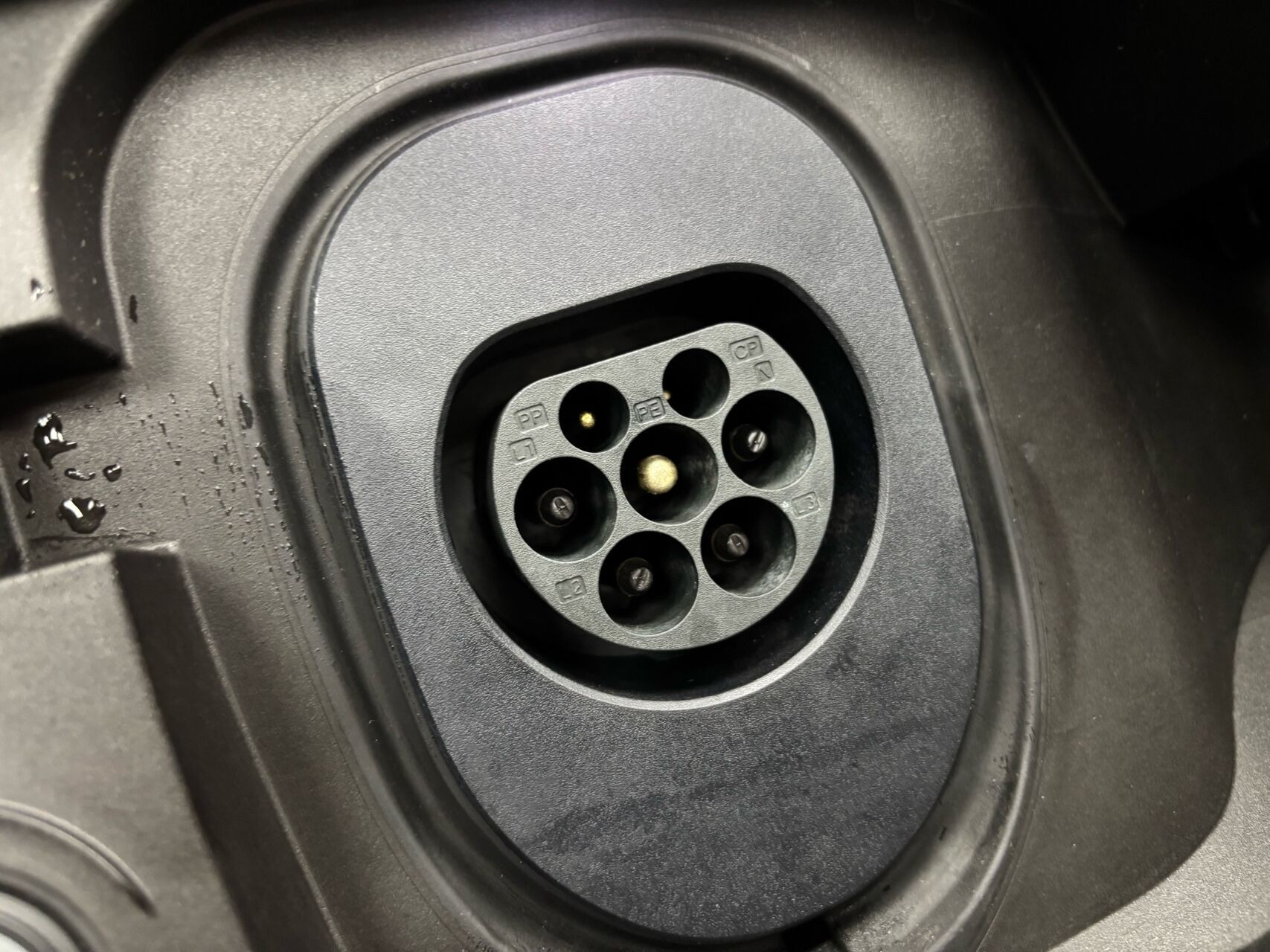Grå Audi A6 fra 2026