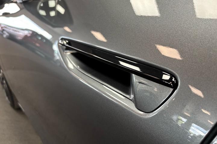 Grå Audi A6 fra 2026