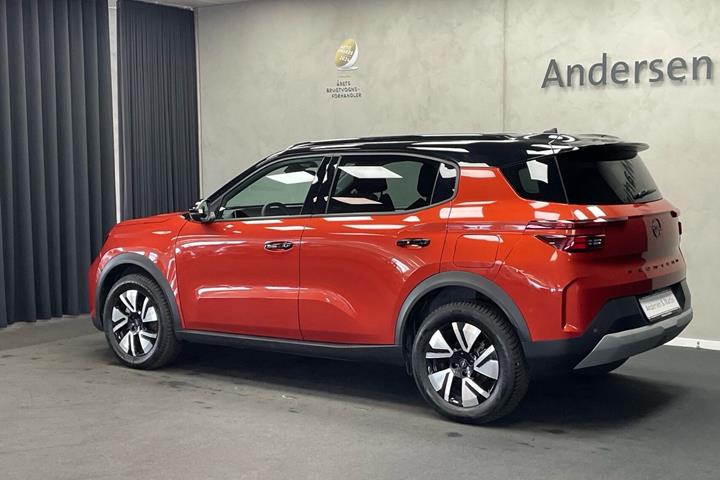 Orange Opel Frontera fra 2025