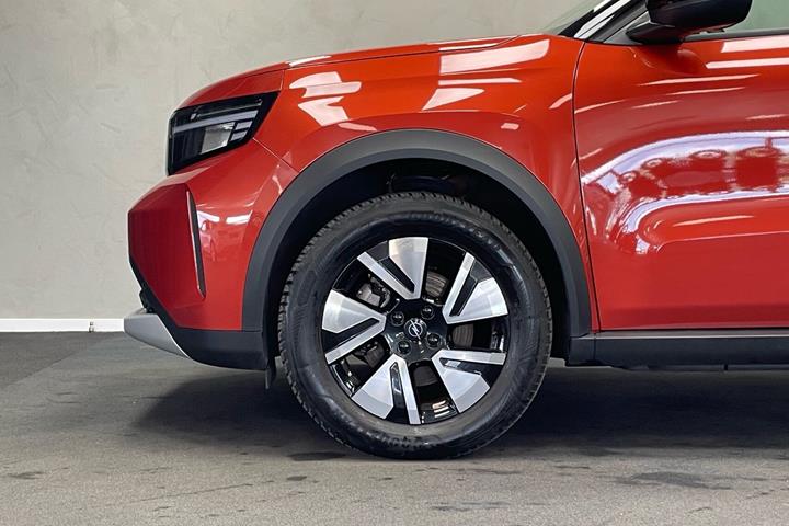 Orange Opel Frontera fra 2025