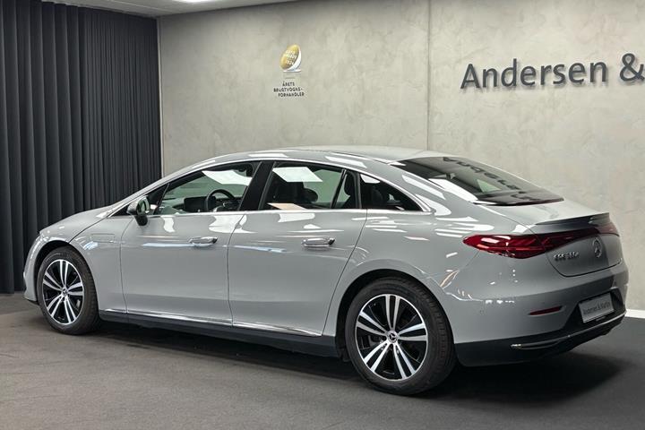 Grå Mercedes EQE 350+ fra 2023