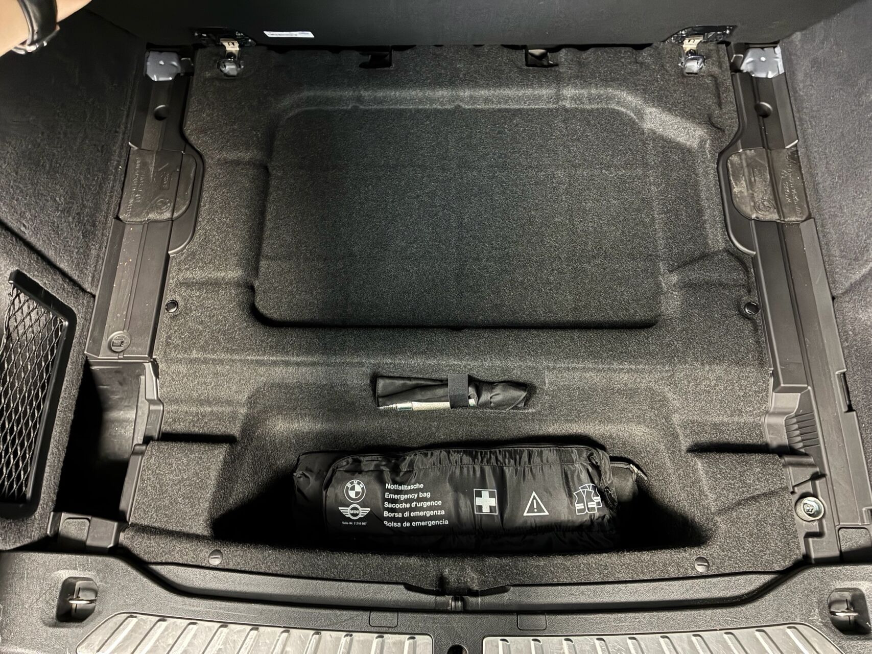 Blå BMW iX3 fra 2021