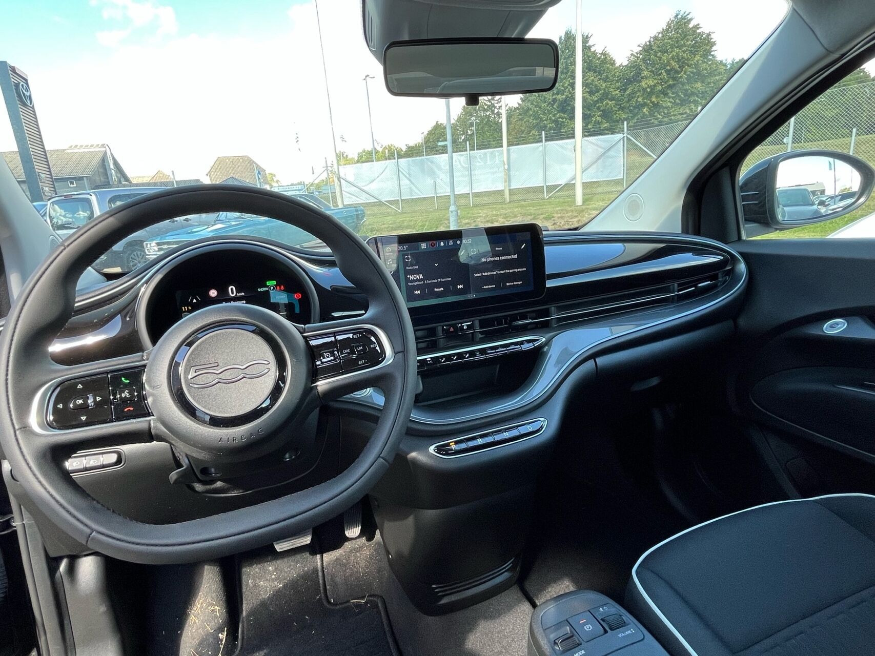 Sort Fiat 500e fra 2023