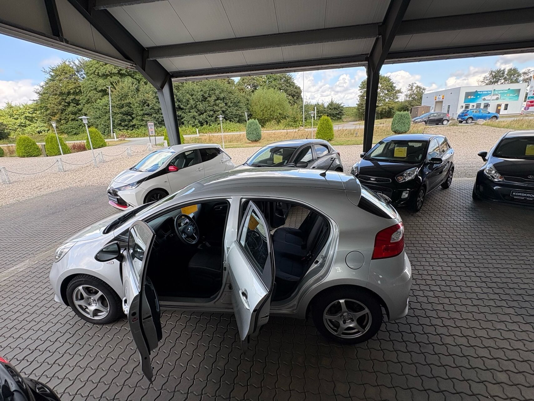 Sølv Kia Rio fra 2015