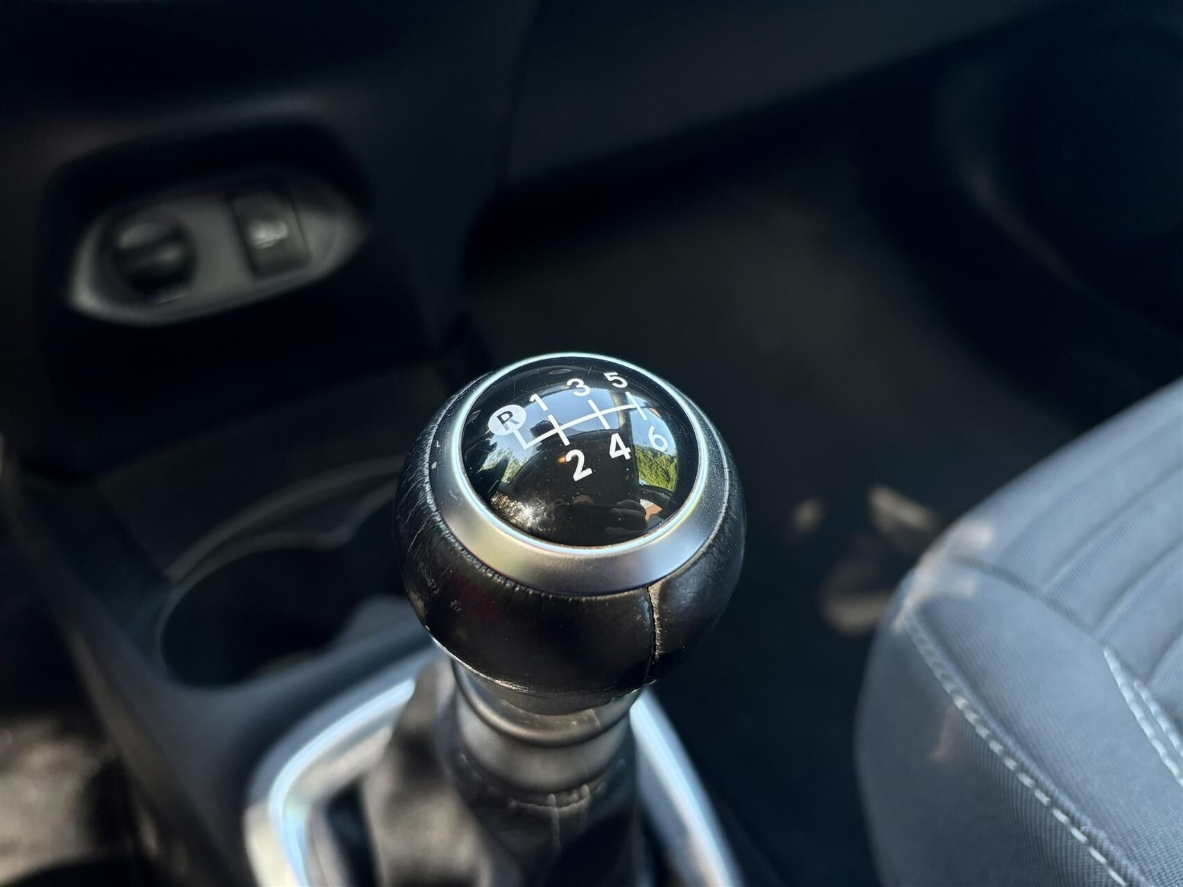 Sort Toyota Yaris fra 2019