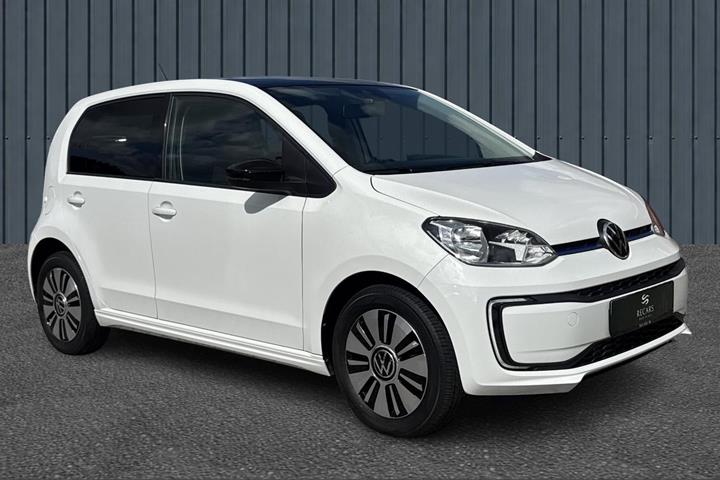 Hvid VW E-UP! fra 2021