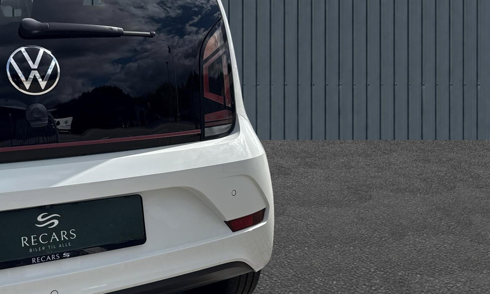 Hvid VW E-UP! fra 2021