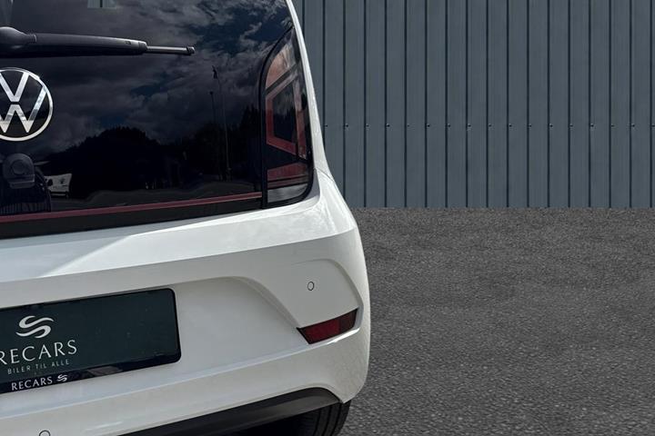 Hvid VW E-UP! fra 2021