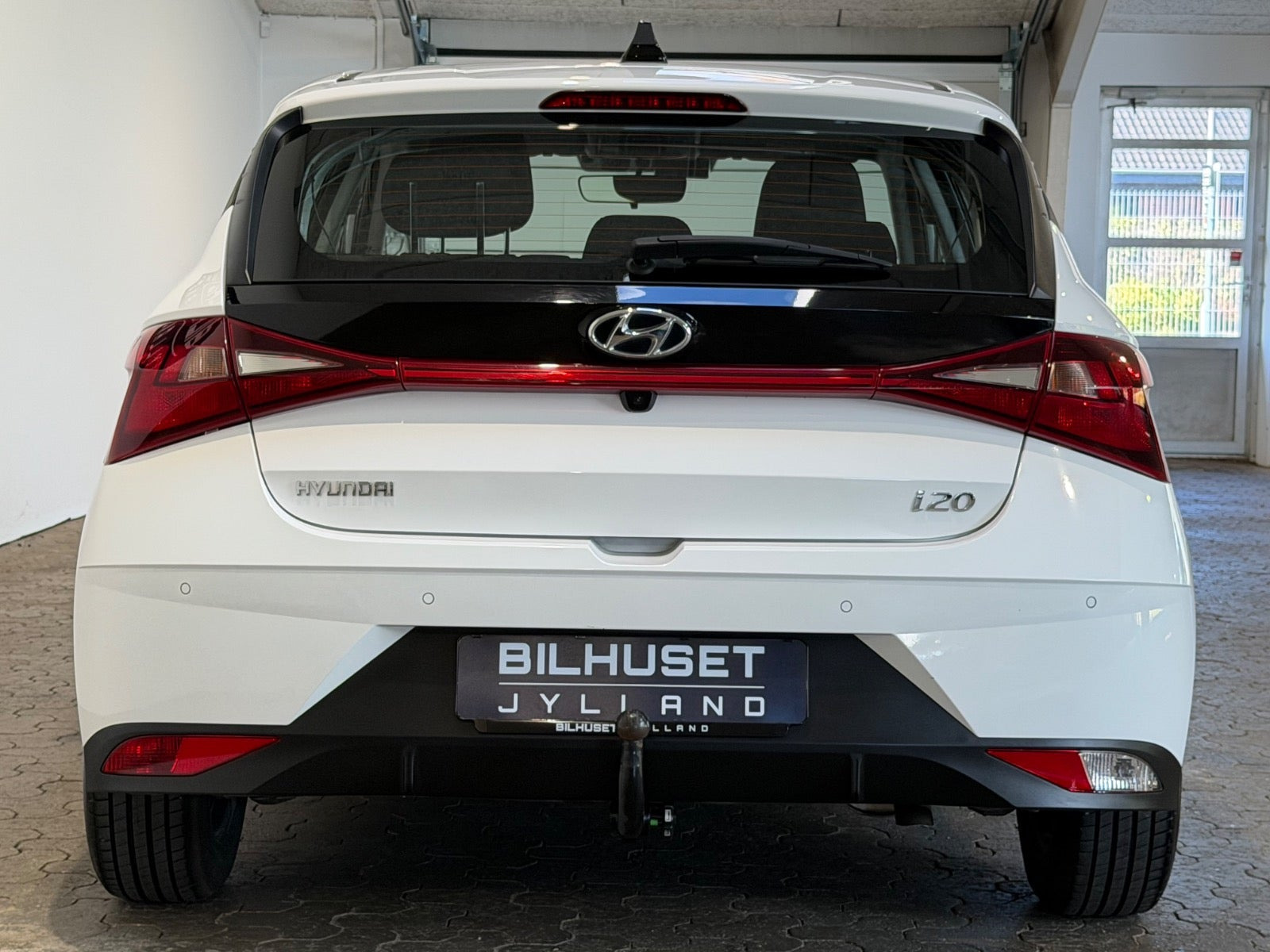 Hvid Hyundai i20 fra 2022