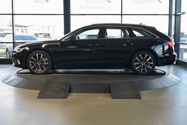 Sort Audi A6 fra 2022