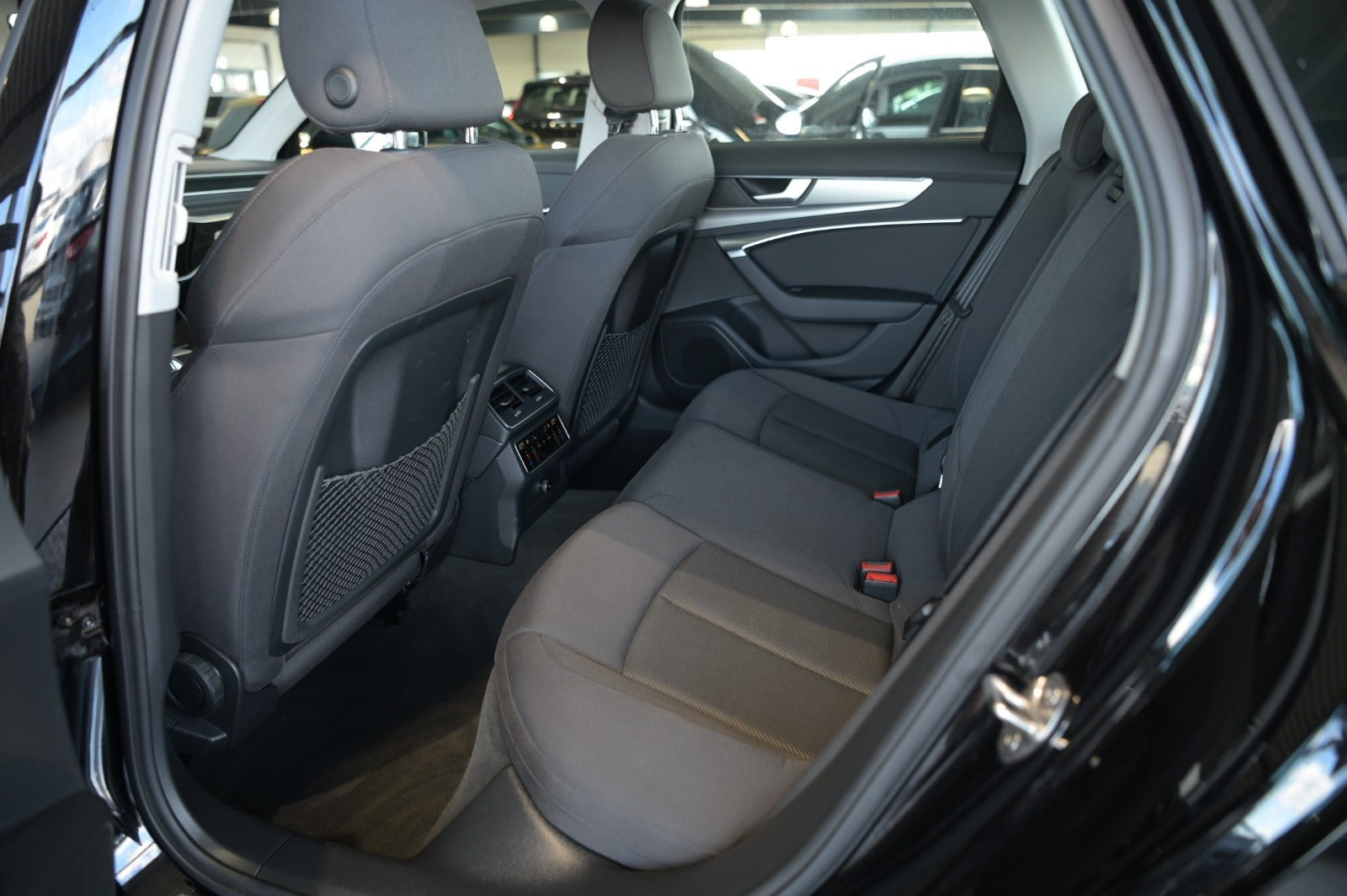Sort Audi A6 fra 2022