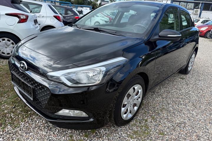 Sort Hyundai i20 fra 2017