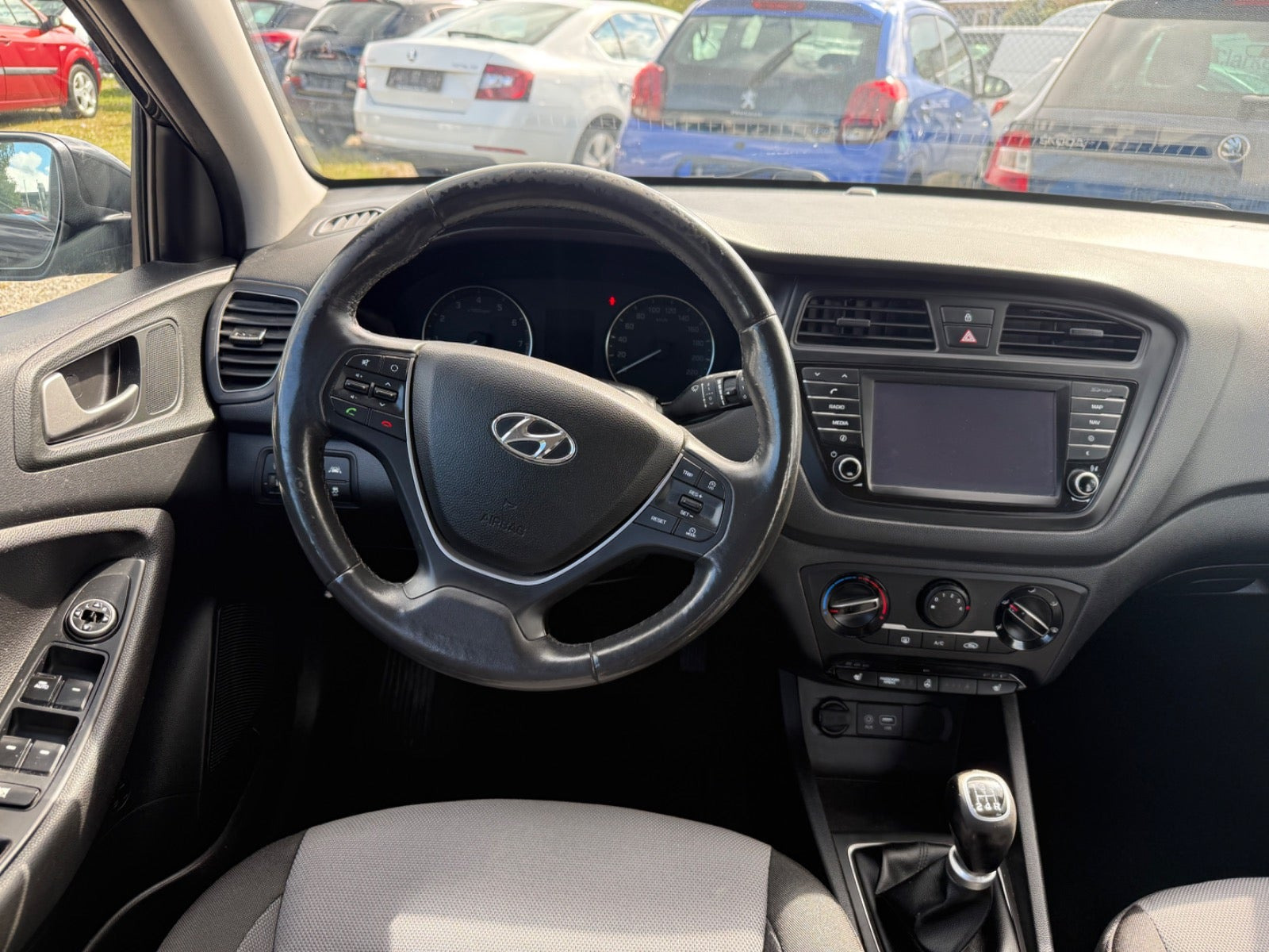 Sort Hyundai i20 fra 2017