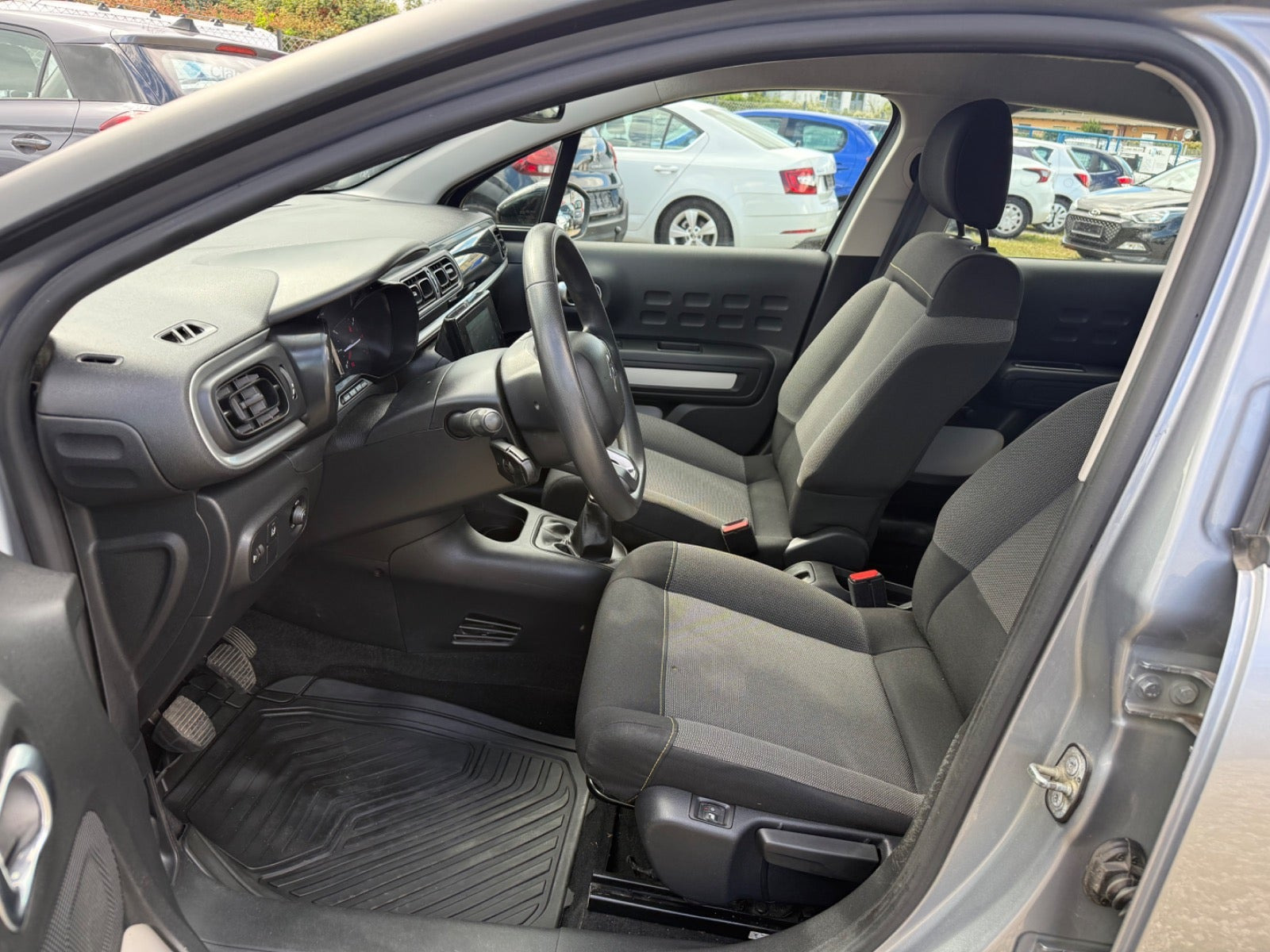 Sølv Citroën C3 fra 2018