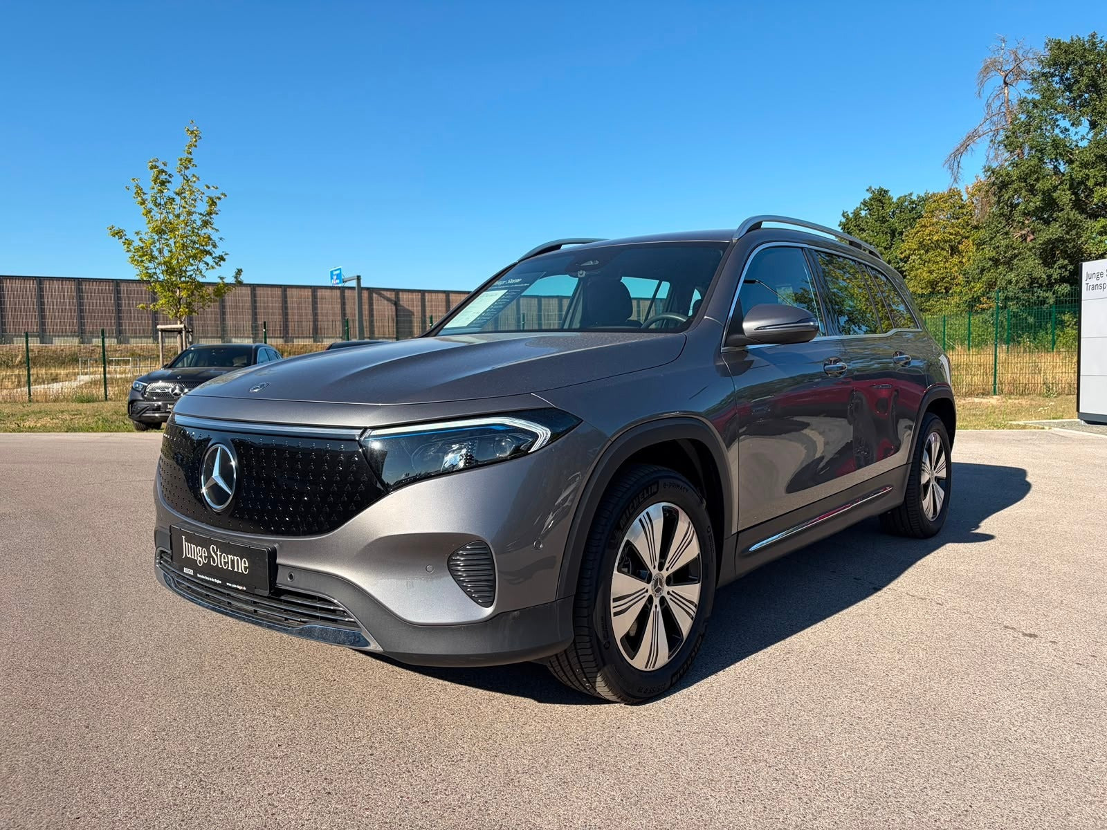 Mercedes EQB350 Progressive Advance Plus 4Matic