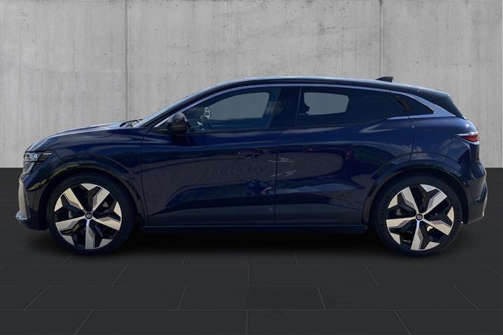 Blå Renault Megane E-Tech fra 2022