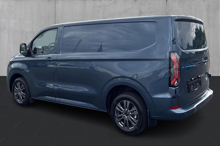 Blå Ford E-Transit Custom 320 L1 fra 2026