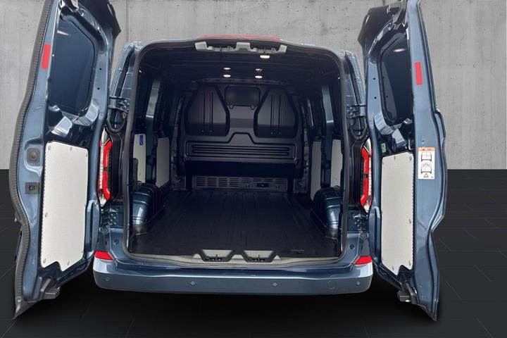 Blå Ford E-Transit Custom 320 L1 fra 2026