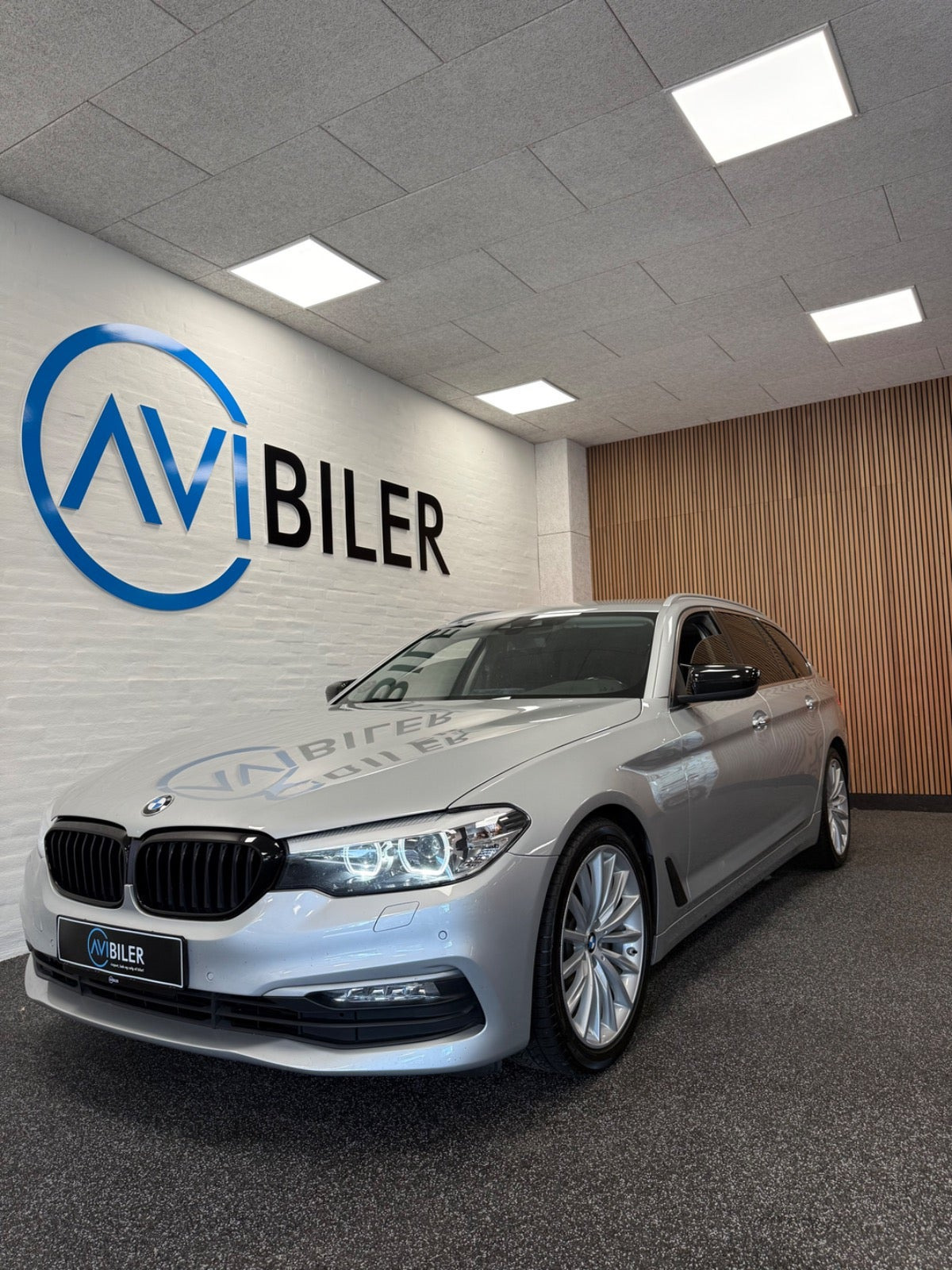 BMW 520d 2,0 Touring Luxury Line aut.