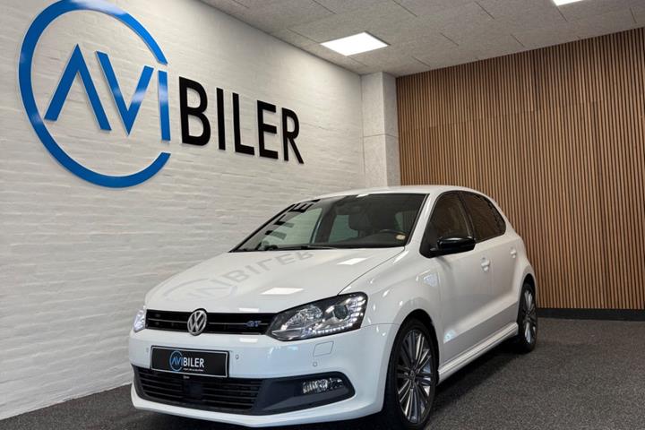 Hvid VW Polo fra 2017