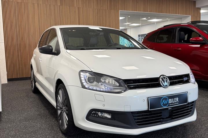 Hvid VW Polo fra 2017