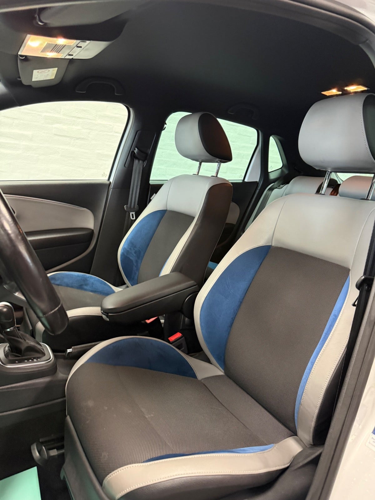 Hvid VW Polo fra 2017