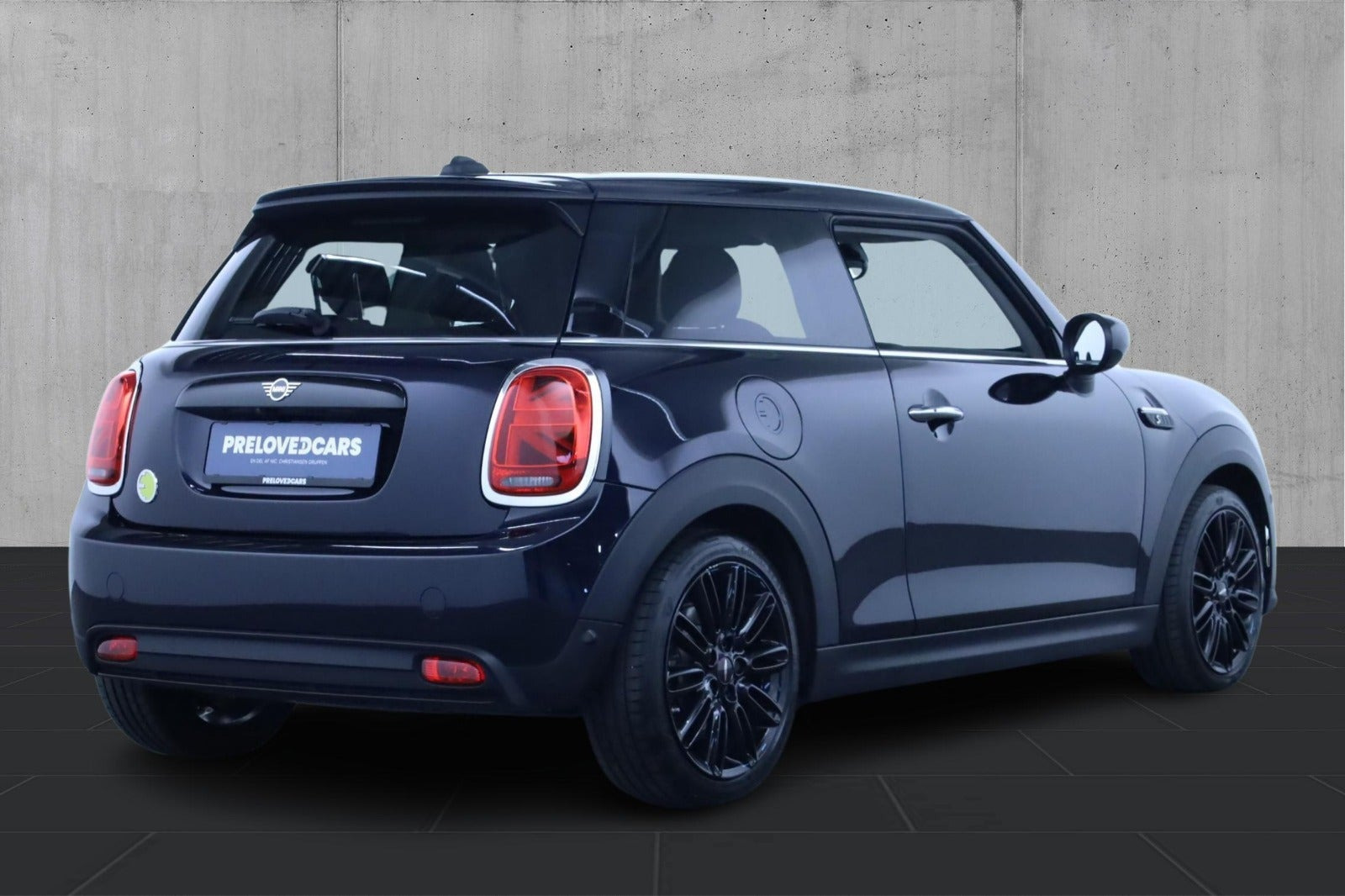 Blå Mini Cooper SE fra 2023