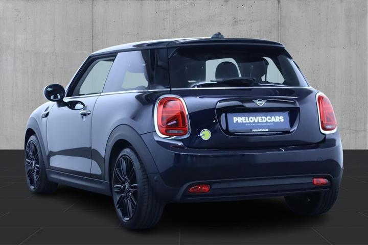 Blå Mini Cooper SE fra 2023