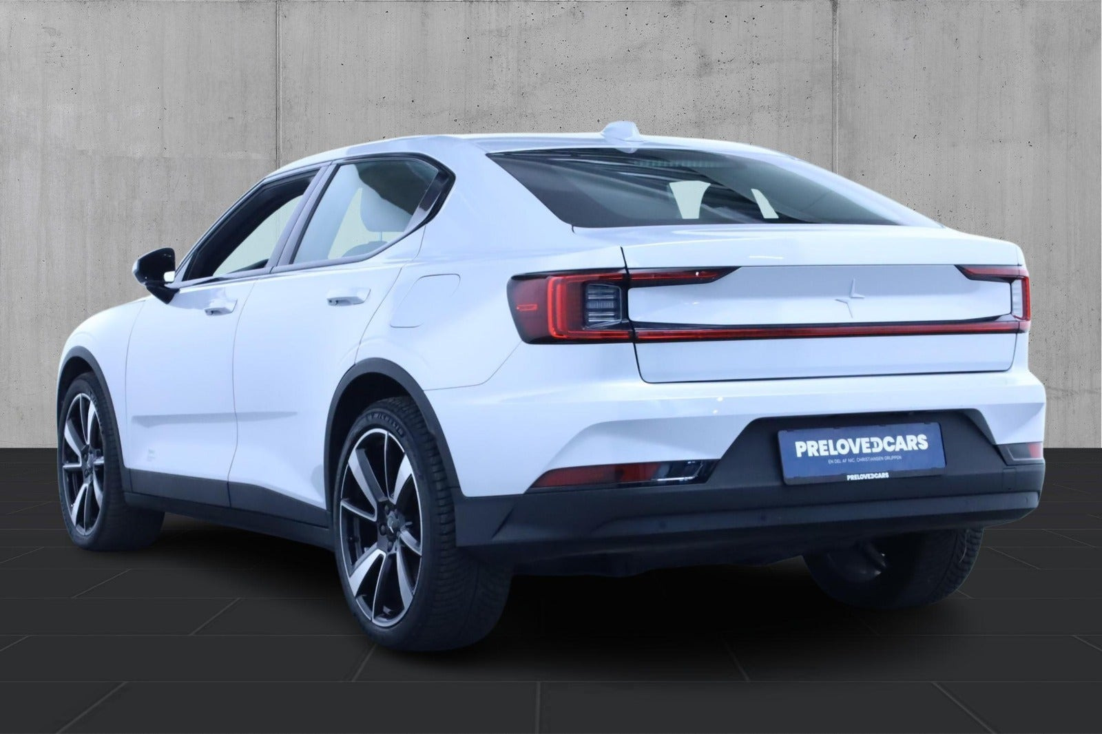 Hvid Polestar 2 fra 2021