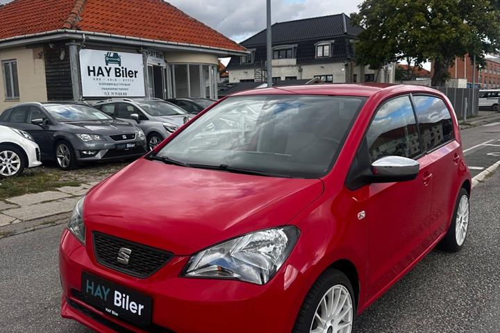 Rød Seat Mii fra 2015