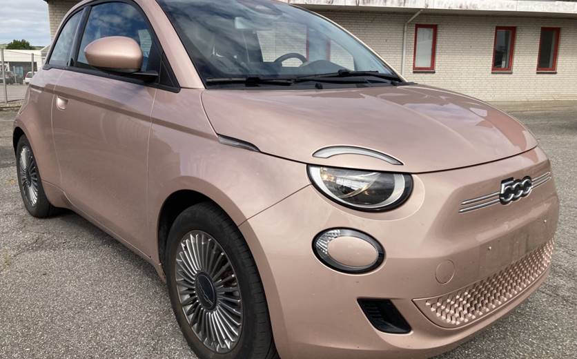 Fiat 500e 42 Icon